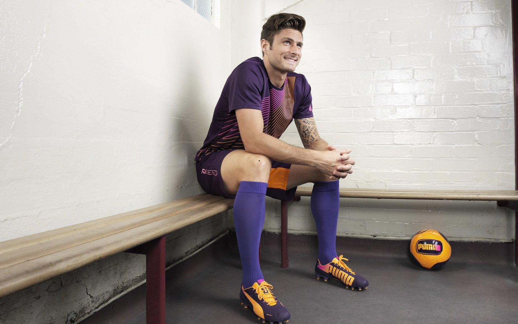 亚泰3连宣！丹麦国脚奥科雷与巴西前卫埃里克加盟，中超冬窗掀起波澜